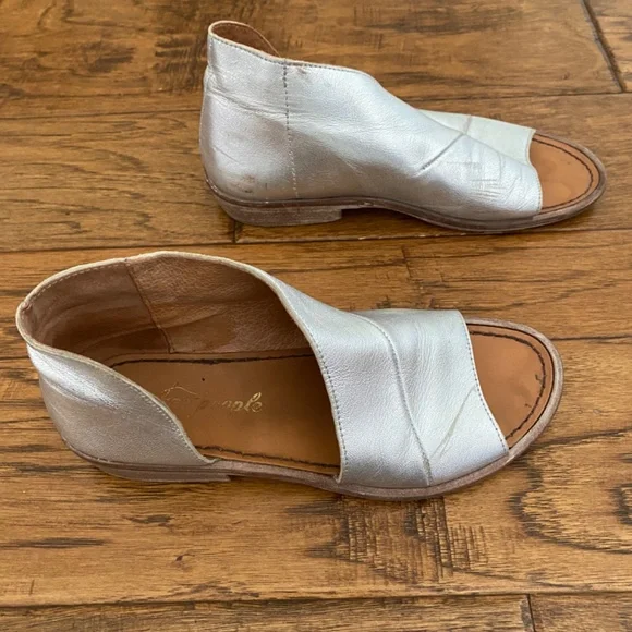 free people Mont Blanc Silver Cutout Sandals, Size EU 36/US 6 - Picture 4 of 11